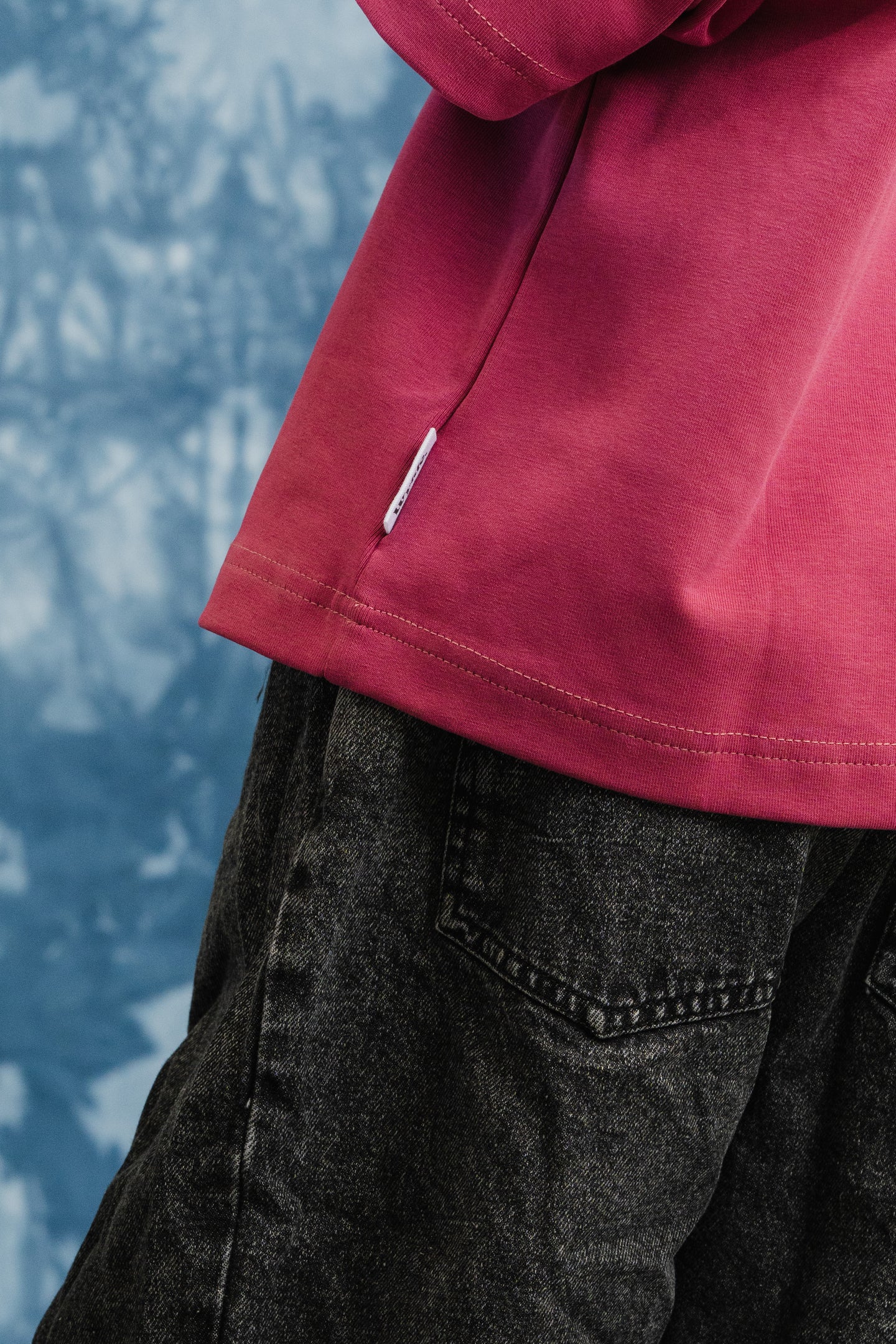Layered Essential tee- Maroon
