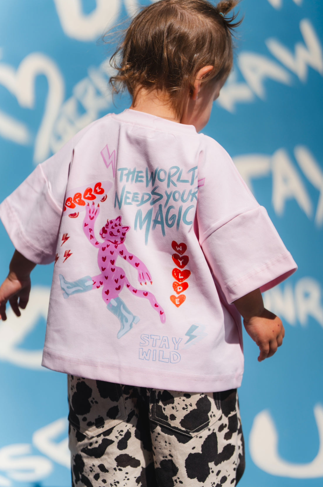 Magic in bloom tee