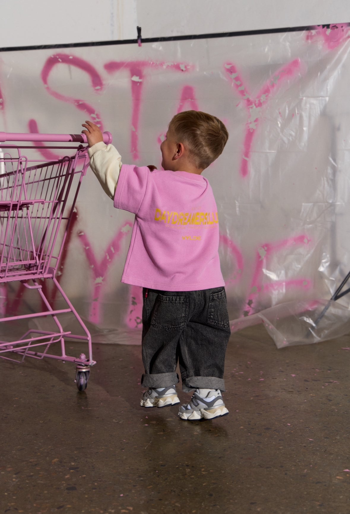 Day dreamers tee- Fuchsia