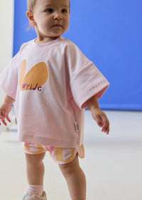 Magic in bloom tee